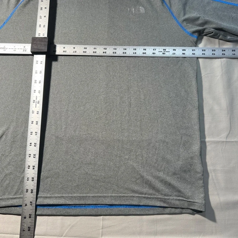 The North Face Shirt FlashDry Mens M Gray Polyester Hiking Athletic Trail